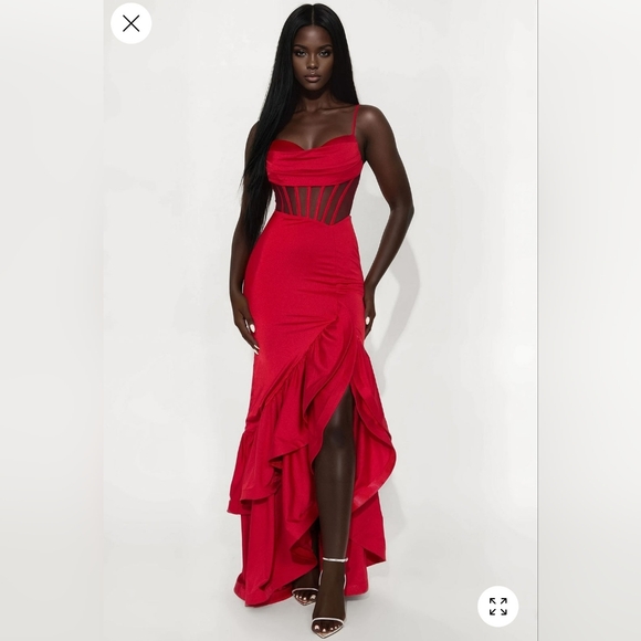 Red Dress - Picture 1 of 3